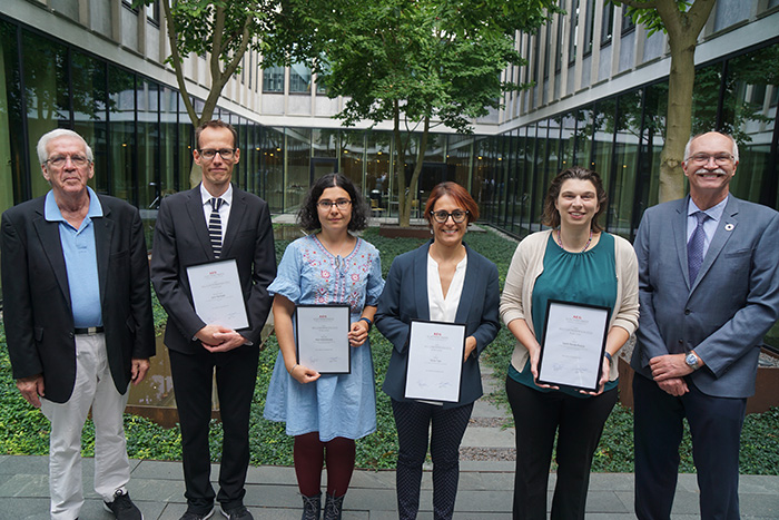 From left: Chairman of AEG Elektronfonden Hans Peter Jensen, Senior Researcher Jens Hjortkjær (DTU Healthtech), Assistant Professor Ada-Iaona Bunea (DTU Nanolab), Associate Professor Silvia Tolu (DTU Electrical Engineering), Associate Professor Sarah Renée Ruepp (DTU Fotonik), and DTU President Anders O. Bjarklev (Photo: Magnus Staugaard Bøye).