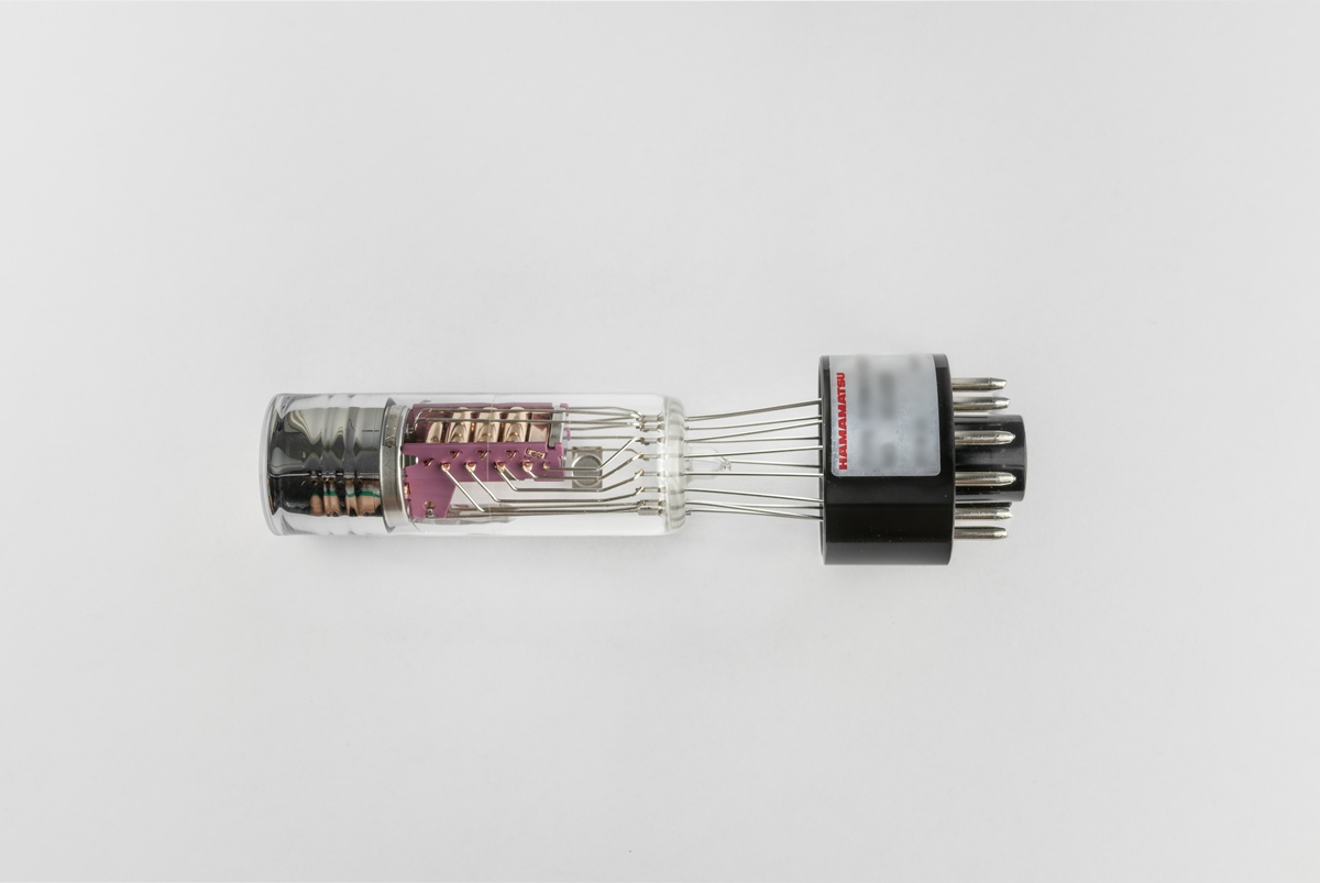 Photomultiplier tube